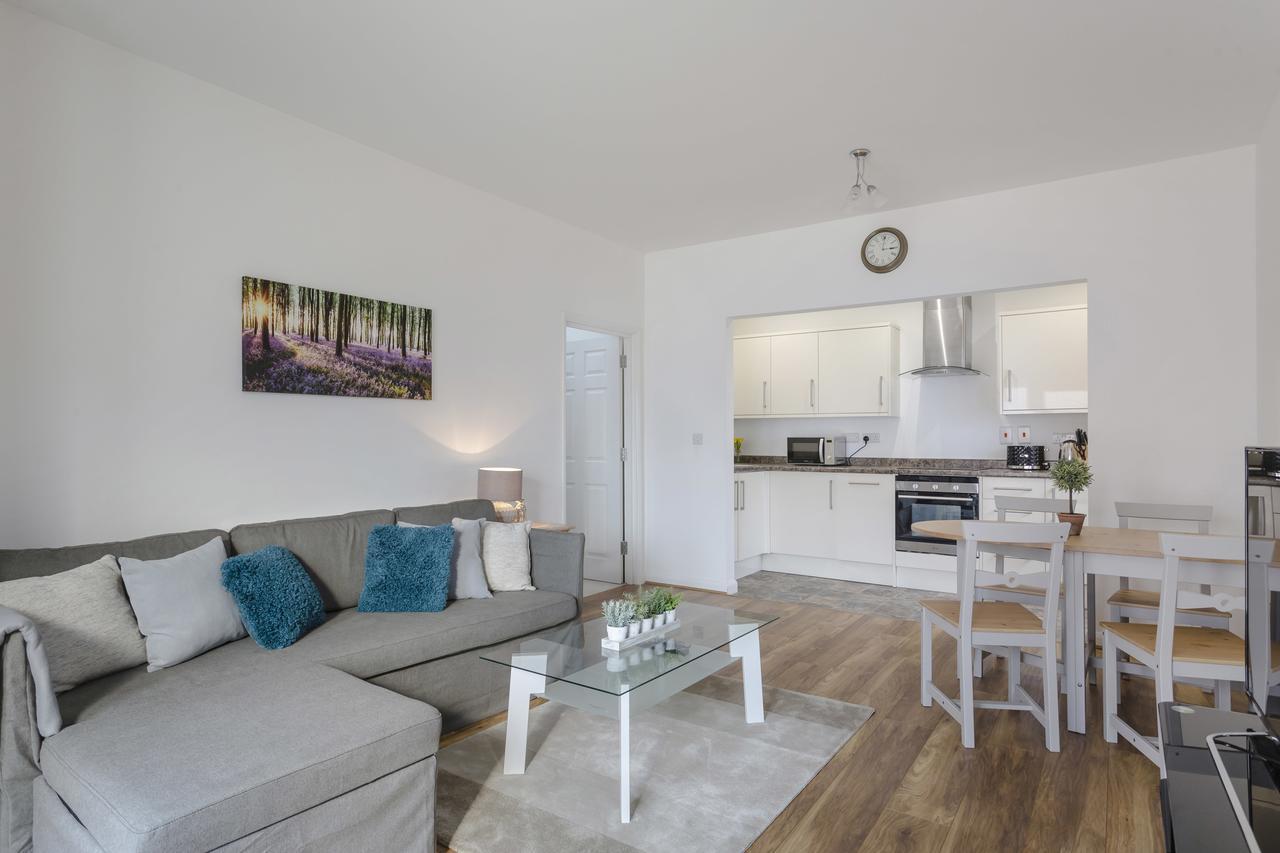 1 Bed Apt Sleeps 4 Luton  Eksteriør bilde
